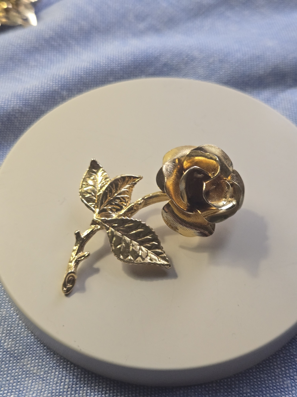 Gold-Tone Rose Brooch Pin - Women's Jewelry